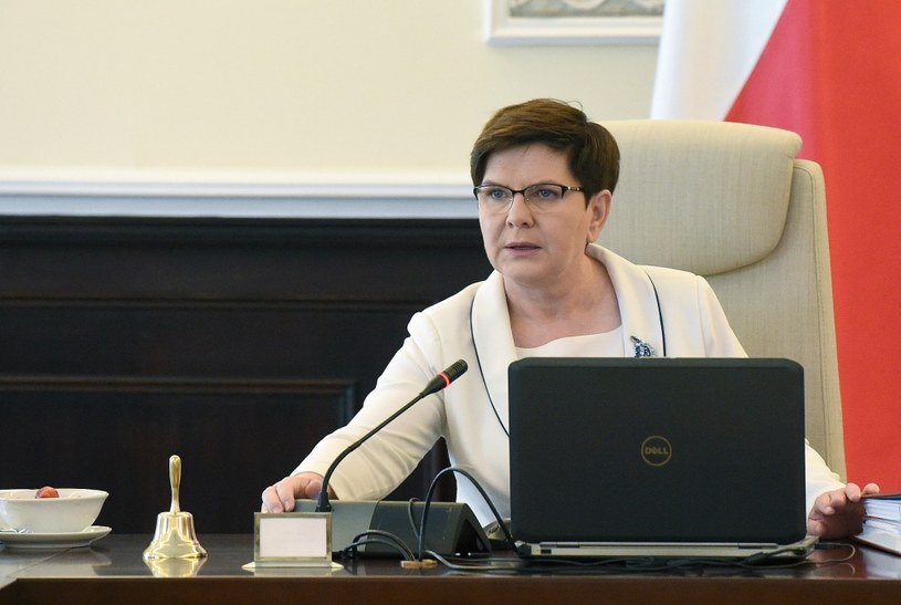 Premier Beata Szydło /Radek Pietruszka /PAP