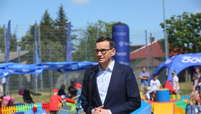 Premier: Bezpieczeństwo finansowe rodzin jest naszym oczkiem w głowie