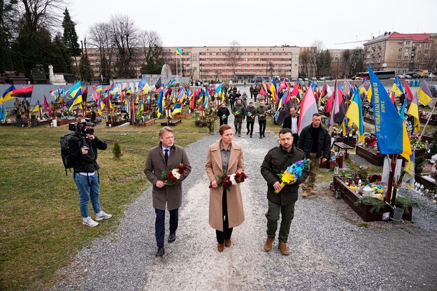 Premier Danii z mężem i prezydent Ukrainy w czasie wizyty we Lwowie /Mads Claus Rasmussen /PAP/EPA