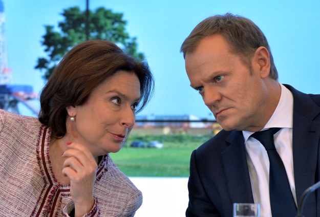 Premier Donald Tusk i Małgorzata Kidawa-Błońska /Radek Pietruszka /PAP