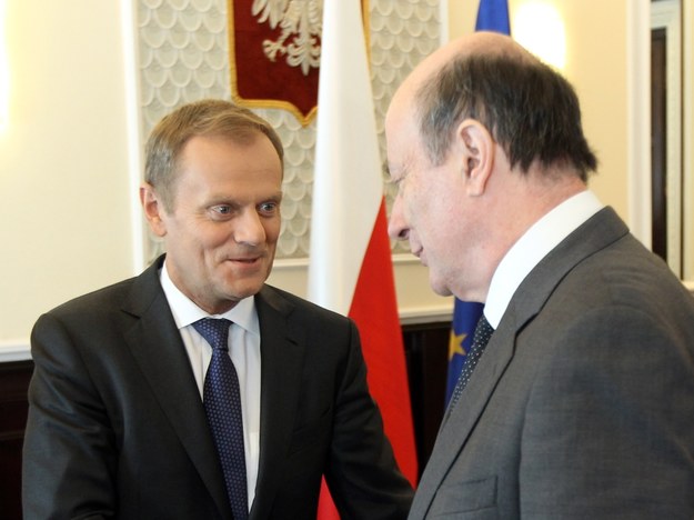 Premier Donald Tusk i minister finansów Jacek Rostowski /Radek Pietruszka /PAP