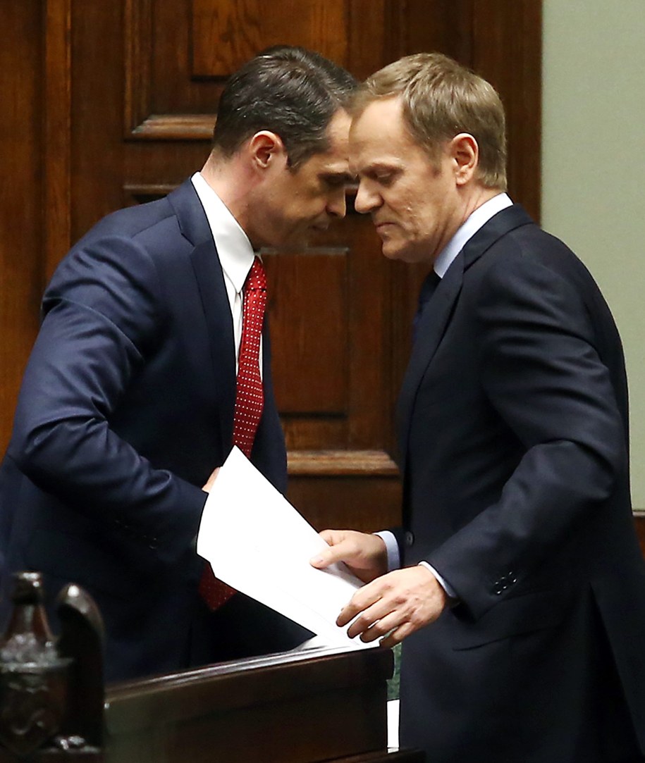 Premier Donald Tusk i minister transportu Sławomir Nowak /Tomasz Gzell /PAP