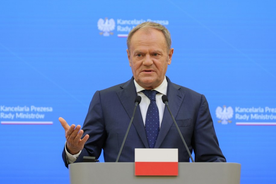 Premier Donald Tusk na konferencji prasowej po spotkaniu z premier Litwy Ingą Ruginiene w Kancelarii Prezesa Rady Ministrów w Warszawie / 	PAP/Paweł Supernak /PAP