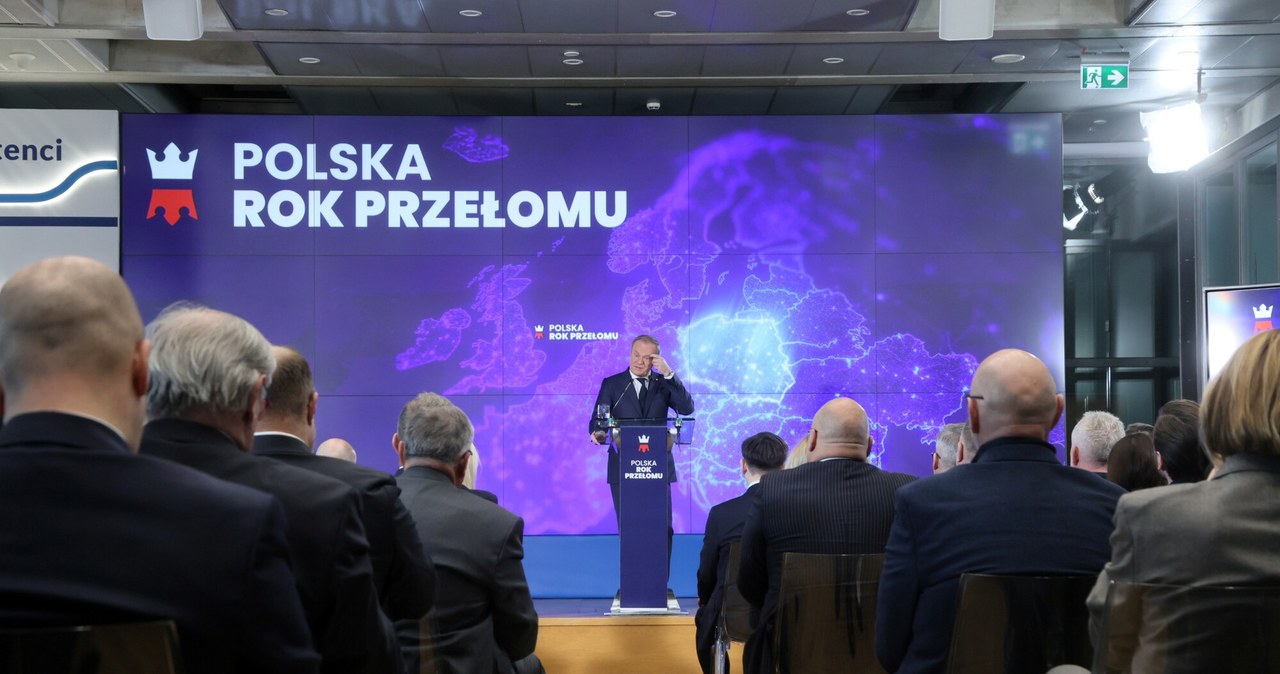 Premier Donald Tusk ogłosił program gospodarczy /Wojciech Olkusnik/East News /East News