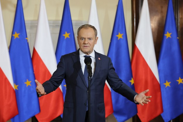 Premier Donald Tusk podczas konferencji prasowej po posiedzeniu rządu. /Paweł Supernak /PAP