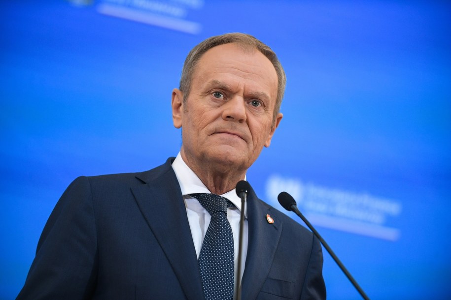 Premier Donald Tusk podczas konferencji prasowej po posiedzeniu rządu / 	Marcin Obara  /PAP