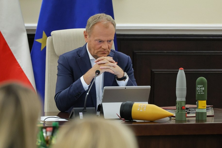 Premier Donald Tusk podczas posiedzenia rządu /Paweł Supernak /PAP