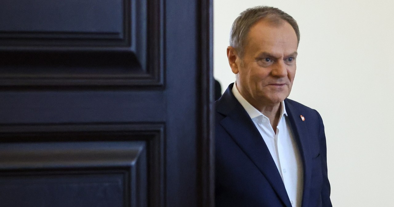 Premier Donald Tusk podkreślił w serwisie X, że wzrost PKB Polski w IV kw. 2024 r. przekroczył 3 proc. "Łyso wam?" - zwrócił się do "maruderów" /	Leszek Szymański   /PAP