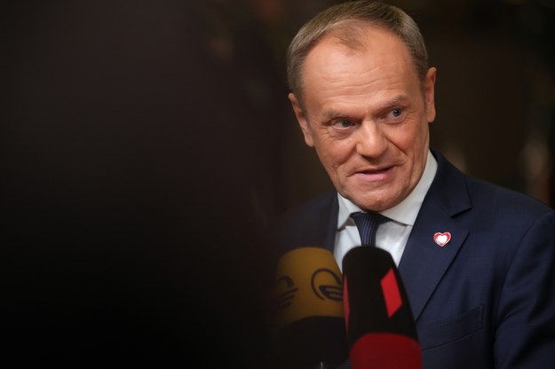 Premier Donald Tusk w Brukseli /OLIVIER MATTHYS    /PAP/EPA