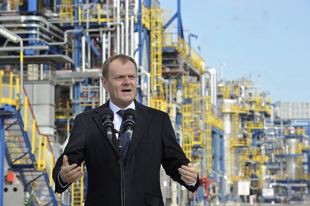 Premier Donald Tusk w gdańskiej rafinerii Grupy Lotos /PAP