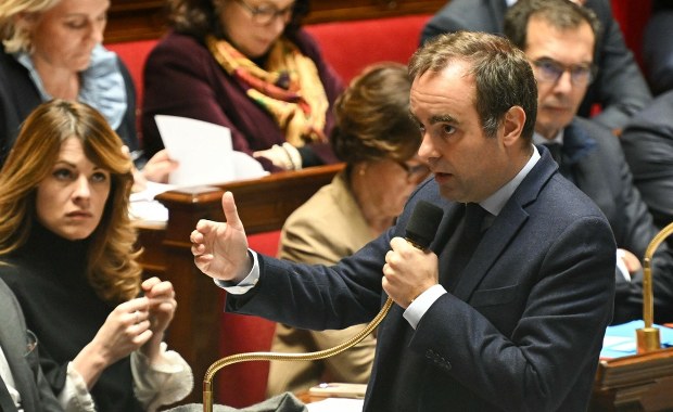 Premier Francji: Operacja USA w Wenezueli była nielegalna