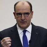 Premier Francji: Przeciwko Covid-19 zaszczepiono już milion osób