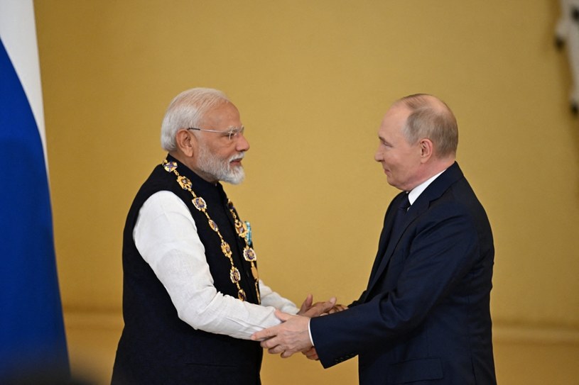 Premier Indii komplementował Putina, ale to gra pozorów