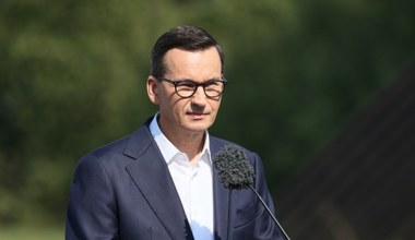 Premier: Istniał gazowy i surowcowy pakt Merkel-Putin