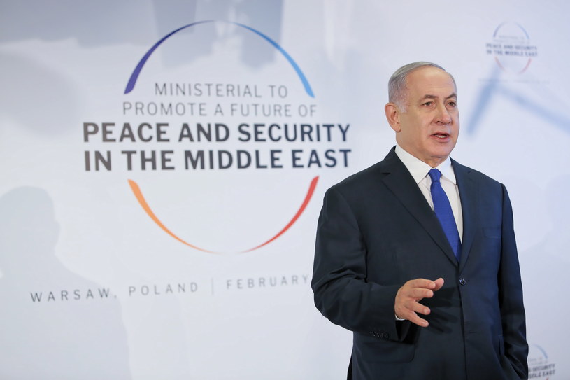 Premier Izraela Benjamin Netanjahu po przyjeździe na PGE Narodowy w Warszawie / 	Leszek Szymański    /PAP
