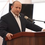 Premier Izraela potępia masakrę w Buczy, ale nie wspomina o Rosji