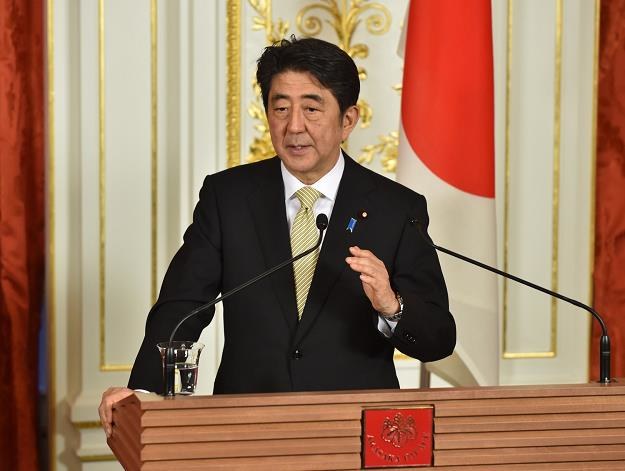 Premier Japonii Shinzo Abe przedstawił program gospodarczy "trzech strzał" /Saxo Bank