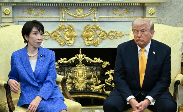 Premier Japonii zaniemówiła po żarcie Trumpa. Niezręczna sytuacja w Gabinecie Owalnym