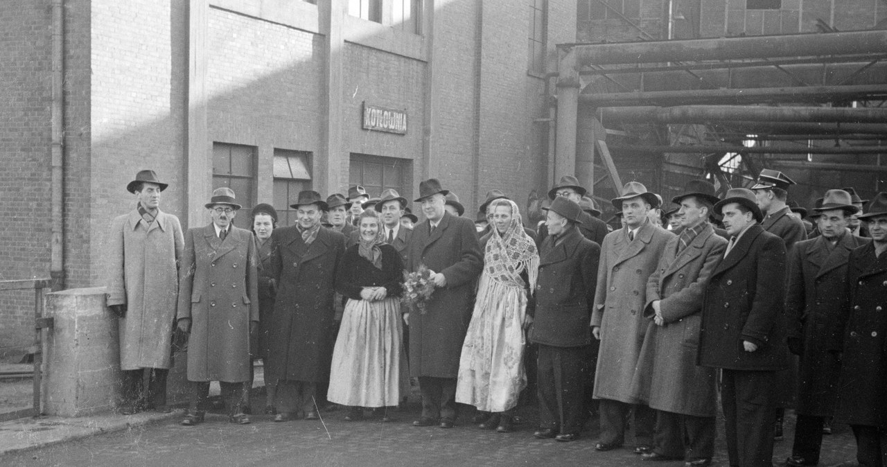 Premier Józef Cyrankiewicz podczas obchodów Barbórki /Z archiwum Narodowego Archiwum Cyfrowego