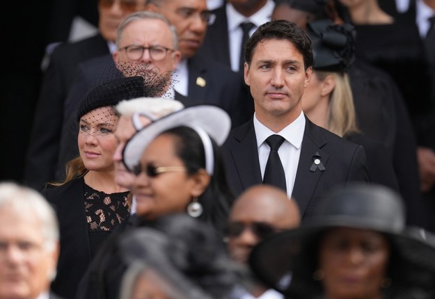 Premier Kanady Justin Trudeau z żoną Sophie podczas nabożeństwa w Westminster Abbey /STR UK  /PAP/EPA
