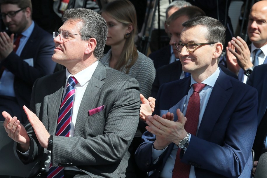 Premier Mateusz Morawiecki i wiceprzewodniczący Komisji Europejskiej Słowak Marosz Szefczovicz podczas inauguracji centrum lobbingowego Business & Science Poland w Brukseli /Paweł Supernak /PAP