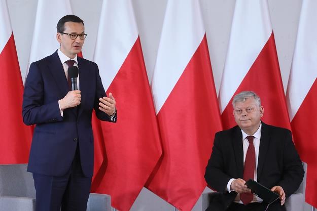 Premier Mateusz Morawiecki (L) i szef Gabinetu Politycznego Prezesa Rady Ministrów Marek Suski /PAP
