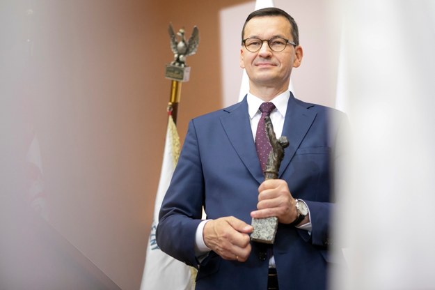 Premier Mateusz Morawiecki podczas gali z okazji 40. rocznicy fali strajków, które przetoczyły się przez Lubelszczyznę /Jacek Szydłowski /PAP