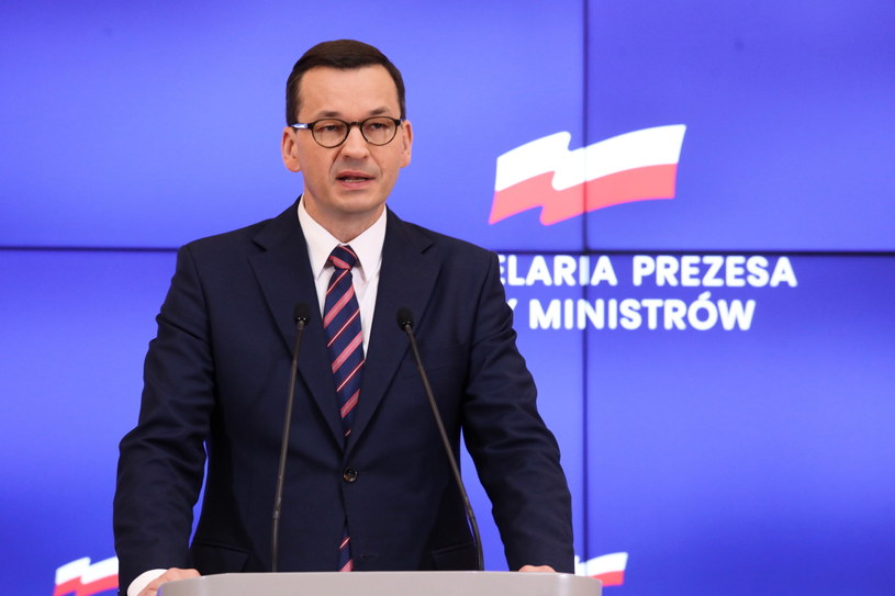 Premier Mateusz Morawiecki podczas konferencji prasowej po posiedzeniu rządu / 	Tomasz Gzell    /PAP