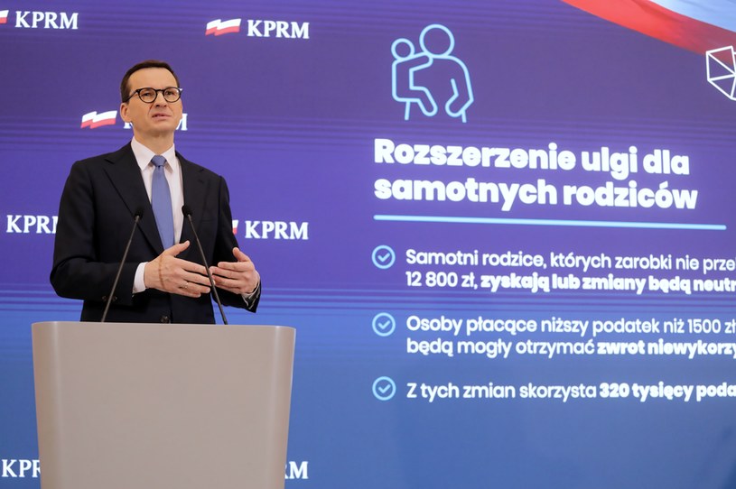 Premier Mateusz Morawiecki podczas konferencji prasowej w KPRM w Warszawie / 	Albert Zawada /PAP