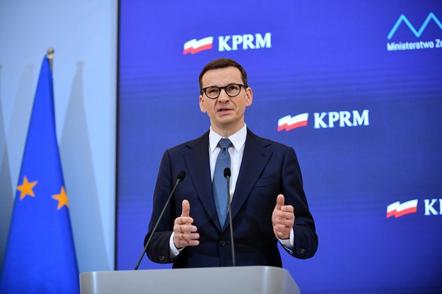 Premier Mateusz Morawiecki podczas konferencji prasowej w KPRM w Warszawie / 	Marcin Obara  /PAP