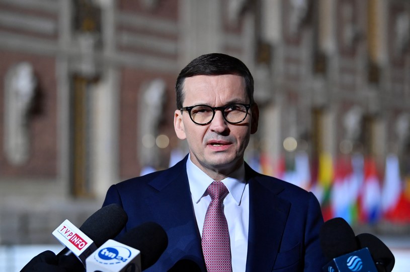 Premier Mateusz Morawiecki podczas nieformalnego szczytu UE w Wersalu /PAP/Radek Pietruszka    /PAP
