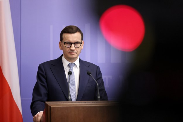 Premier Mateusz Morawiecki podczas oświadczenia dla mediów w siedzibie Kancelarii Premiera Ukrainy w Kijowie / 	Leszek Szymański    /PAP