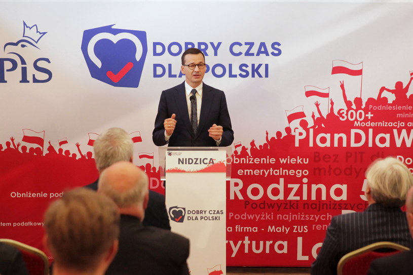 Premier Mateusz Morawiecki podczas spotkania z wyborcami / 	PAP/Tomasz Waszczuk /PAP