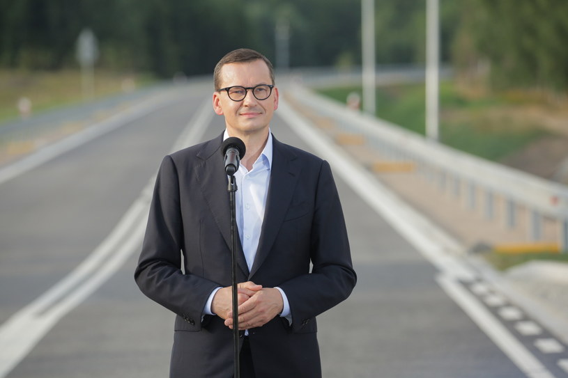 Premier Mateusz Morawiecki prognozuje około 5-proc. wzrost gospodarczy w 2022 r. / 	Tomasz Waszczuk    /PAP