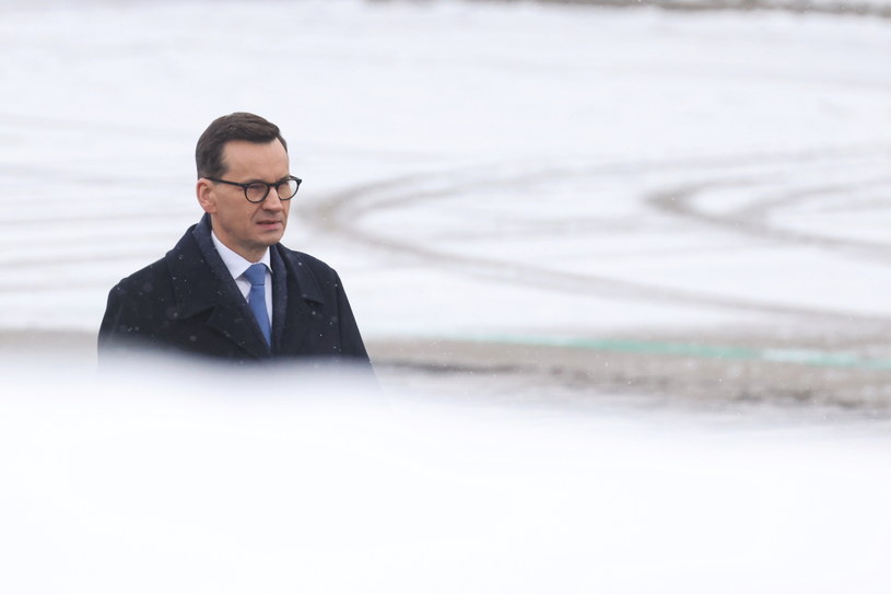 Premier Mateusz Morawiecki przed wylotem z lotniska Okęcie w Warszawie / 	Leszek Szymański    /PAP