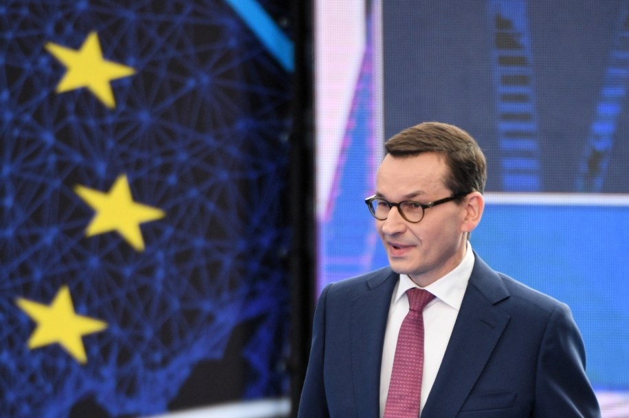 Premier Mateusz Morawiecki przemawia podczas konwencji regionalnej PiS w Jasionce /Darek Delmanowicz /PAP
