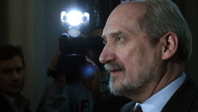 Premier o szefie MON: Jestem zadowolona z jego pracy. Rozmawiam i z ministrem, i z prezydentem 