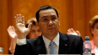 Premier oskarżony o pranie brudnych pieniędzy 