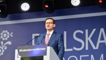 Premier: Patriotyzm nie jest tylko pustym hasłem - jest zobowiązaniem do działania 