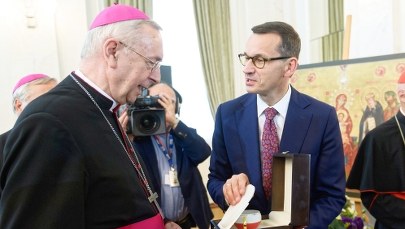 Premier: Polska dzięki Kościołowi daje Europie wielki dar solidarności