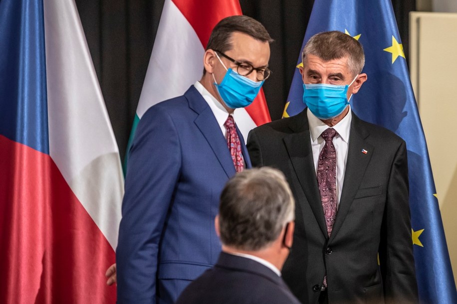 Premier Polski Mateusz Morawiecki i premier Czech Andrej Babisz /Martin Divisek /PAP