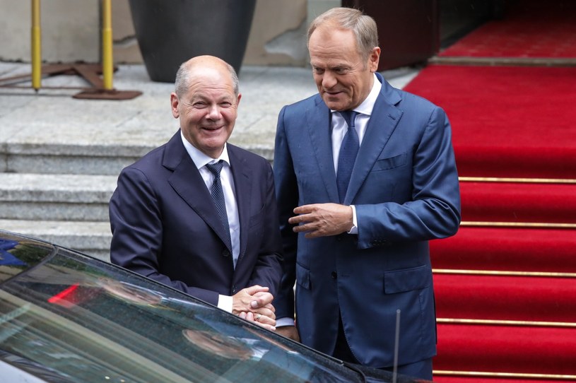 Premier powitał Scholza w Warszawie. Politycy PiS burzą się w sieci