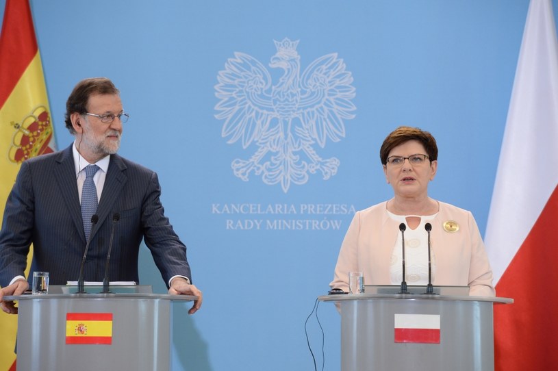Premier RP Beata Szydło i premier Hiszpanii Mariano Rajoy /Jacek Turczyk /PAP