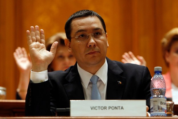 Premier Rumunii oskarżony o pranie brudnych pieniędzy /BOGDAN CRISTEL /PAP/EPA