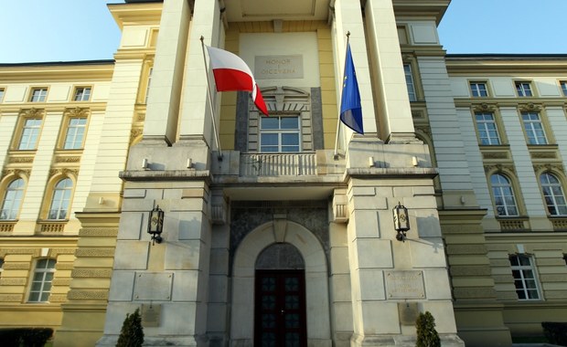 Premier się zbroi.  Siedziba rządu będzie lepiej chroniona 