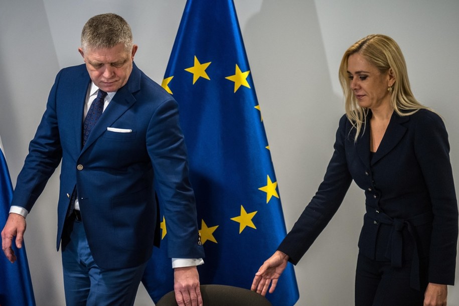 Premier Słowacji Robert Fico oraz wicepremier, minister gospodarki Denisa Sakova / 	Wiktor Dąbkowski    /PAP