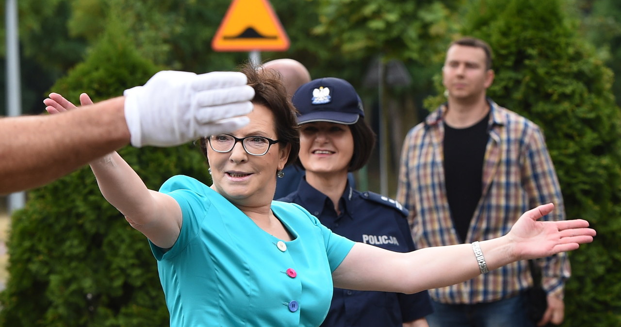 Premier w centrum szkolenia policji w Legionowie /PAP