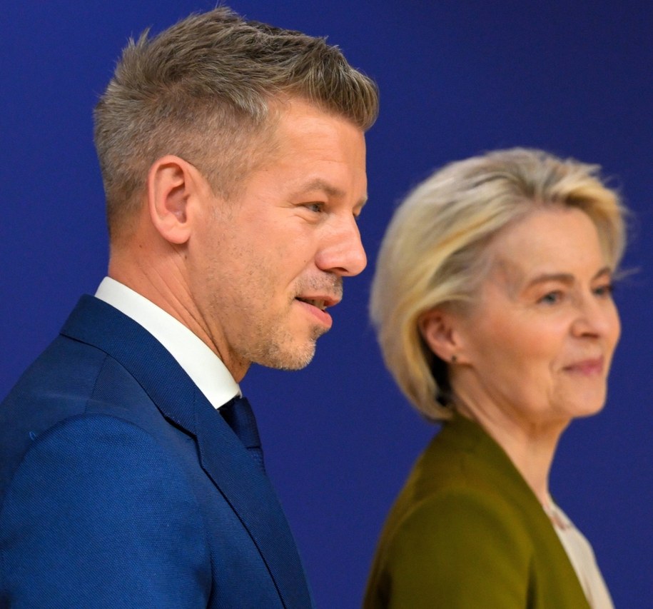 Premier Węgier Peter Magyar spotka się w tym tygodniu z Ursulą von der Leyen /JOHN THYS / POOL / AFP /PAP/EPA