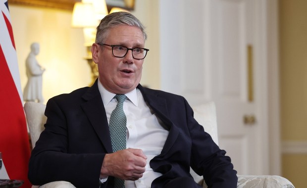 Premier Wlk. Brytanii zapowiada przyjęcie dzieci ze Strefy Gazy