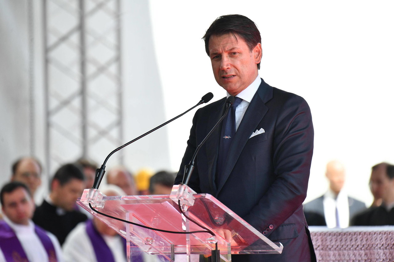Premier Włoch Giuseppe Conte zapowiedział złożenie dymisji